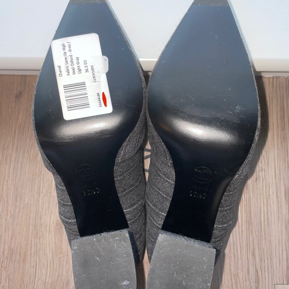 Chanel Oxford Pointed Heels 36.5 EU - Picture 3 of 5